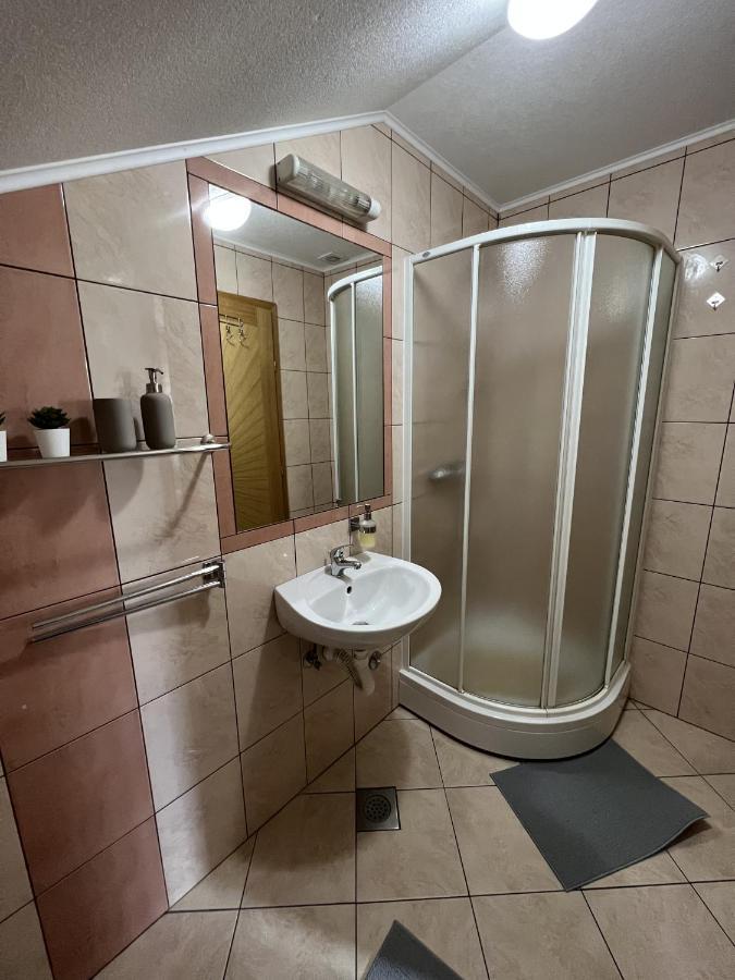 Green Apartment Plitvice 拉科维察 外观 照片