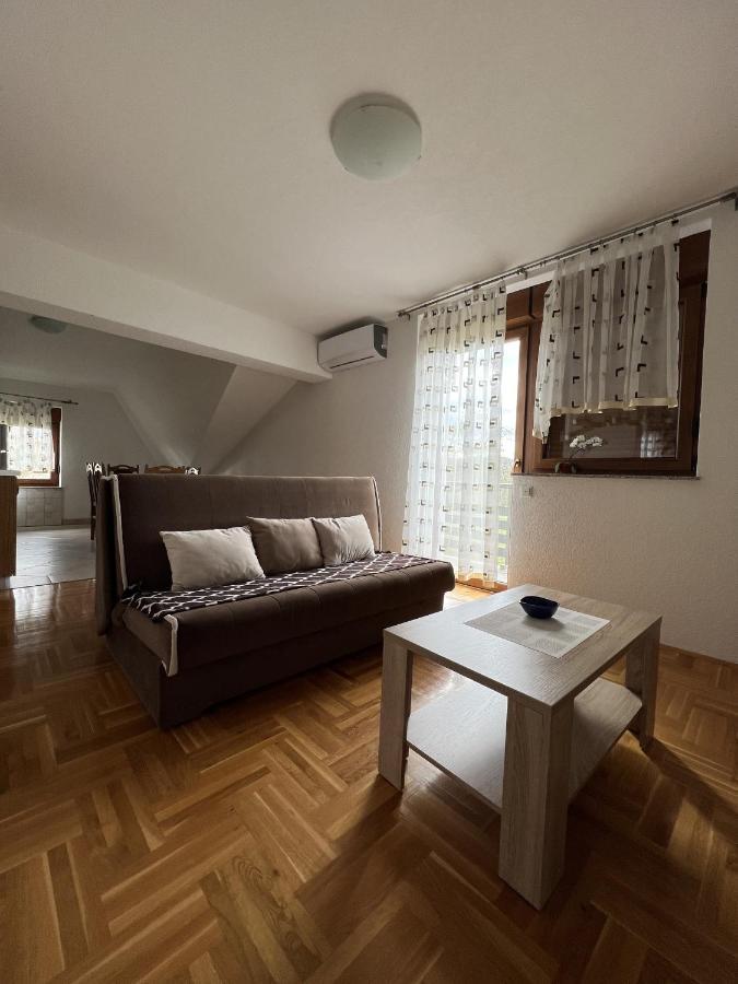 Green Apartment Plitvice 拉科维察 外观 照片
