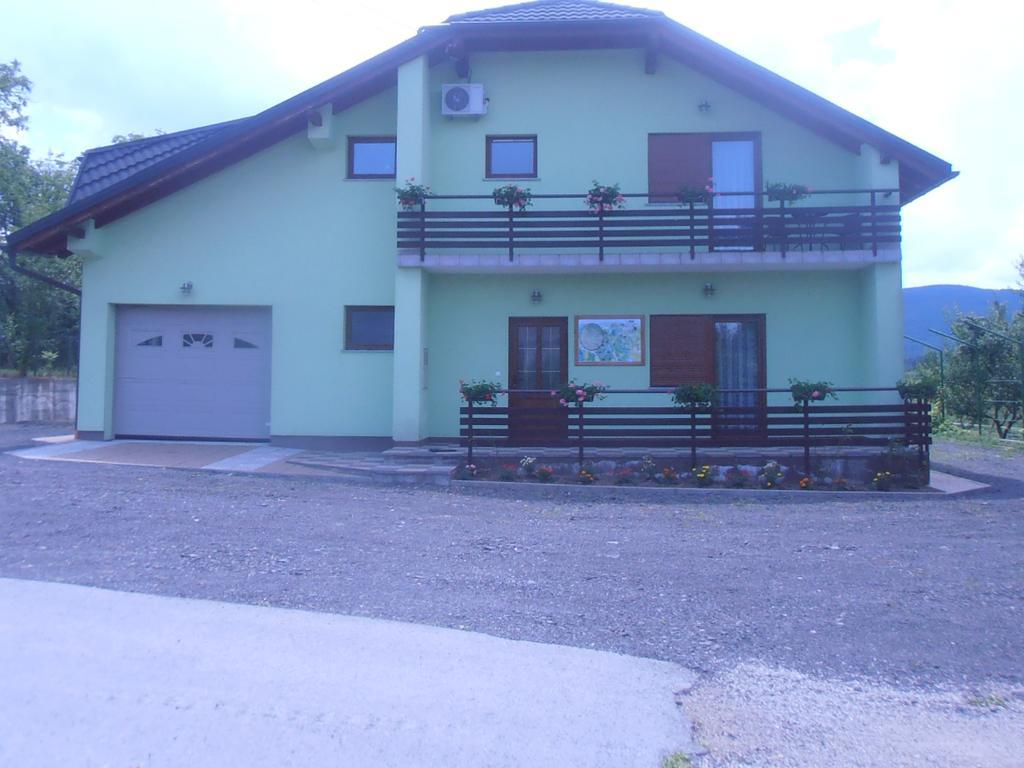 Green Apartment Plitvice 拉科维察 外观 照片