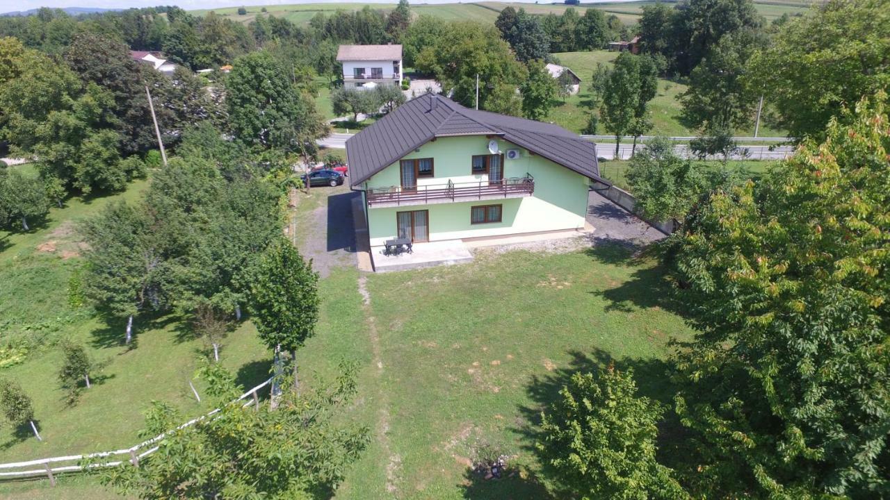 Green Apartment Plitvice 拉科维察 外观 照片